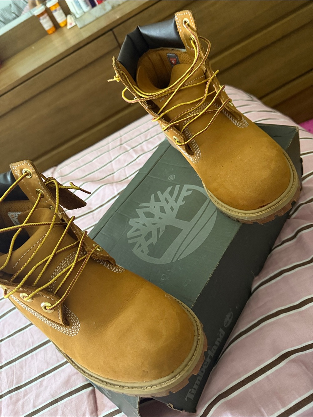 Timberland premium Waterproof bootWheat Nubuck Sz 5M Junior’s - Picture 6 of 7